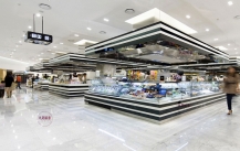 Show cabinet made of grade A fire-proof material necessary for shopping malls