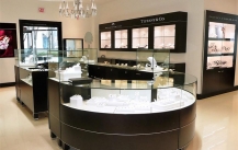 Advantages of high-end stainless steel jewelry cabinet