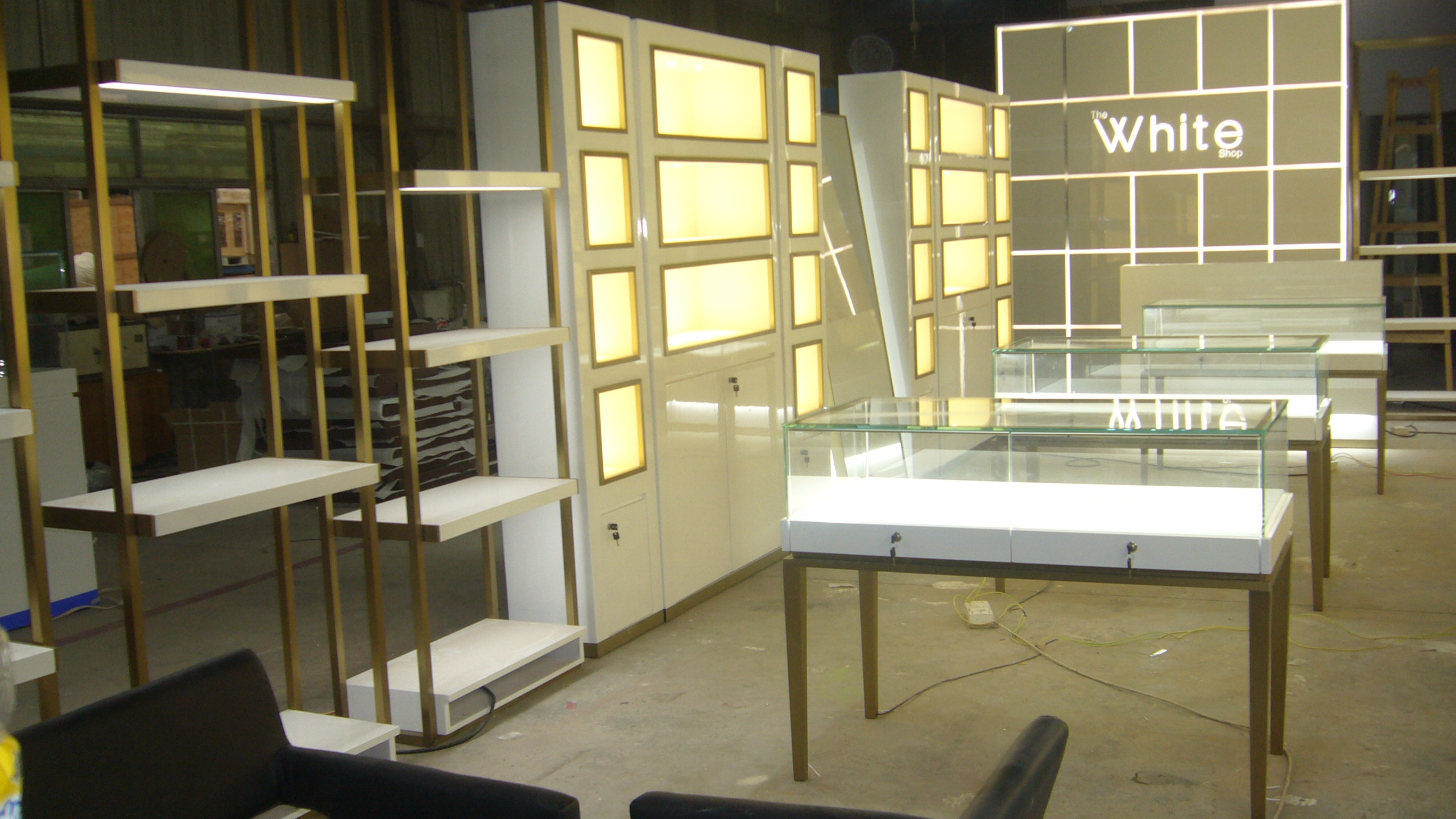 Customized Series Display for Retail Store Design Funroadisplay