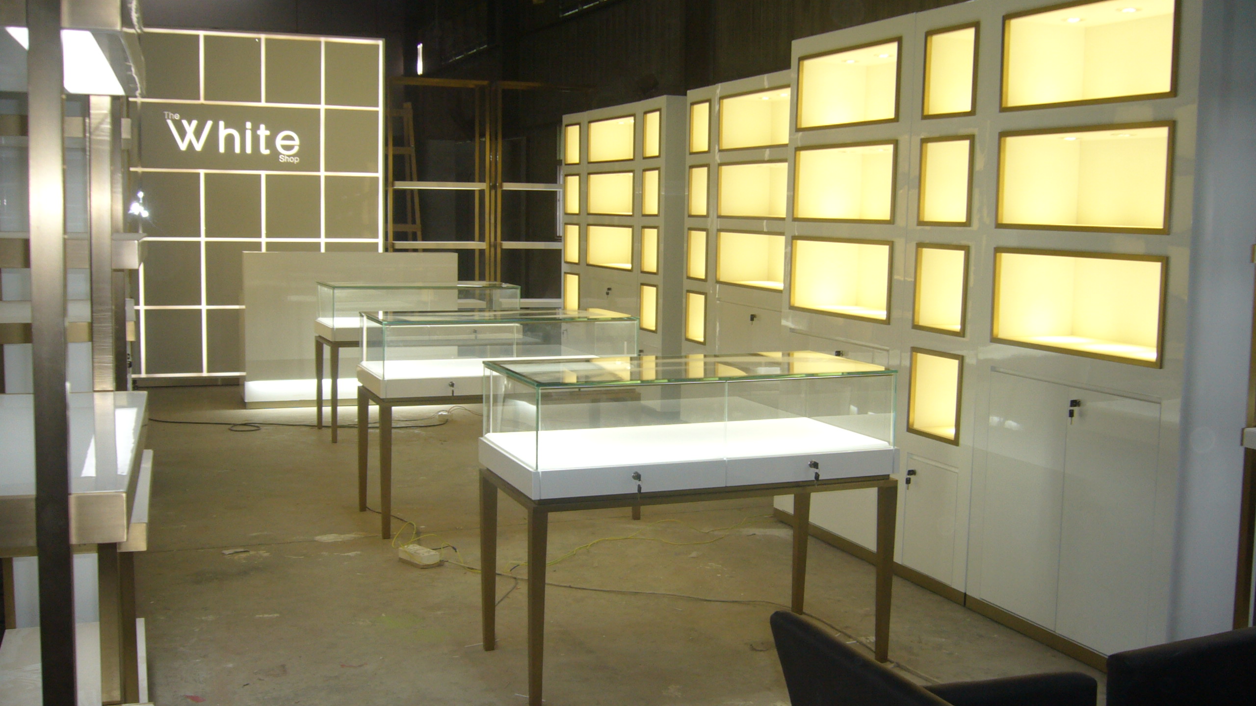 Customized Series Display for Retail Store Design Funroadisplay