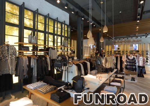 Customized Clothing Display Case for Shop Interior Decoration