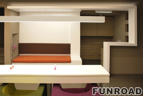 Nail beauty salon nail bar furniture design white nail beauty table and wooden manicure table