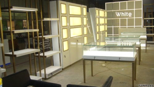 Customized Display Cabinet for Retail Jewelry Store 