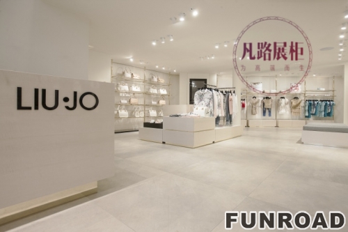LIU.JO custom-made lacquered clothing display case, fan lu shenzhen display case factory free design