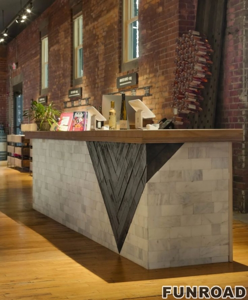 Custom Commercial Restaurant Table with LED Lighting for Coffee Shop Bar Counter & Cashier Stand for Cafe Display & Mall Use