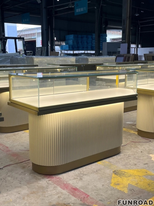 Modern Jewelry Shop Display Showcase Interior Decorate Glass Jewelry Cabinets
