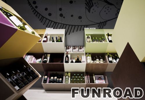Wooden Wine Reveal Ark with Display Cabinet for Bar Decoration