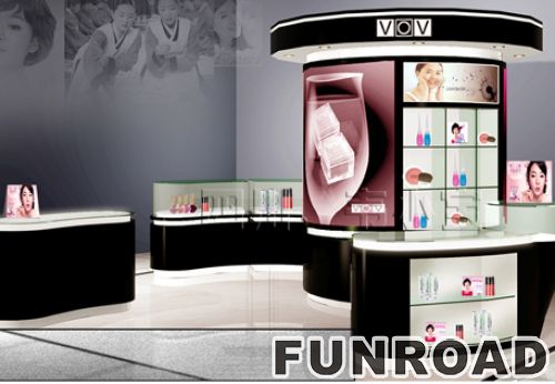 Wooden Cosmetic Kiosk for Shopping Mall Design