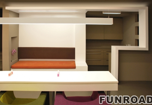 Nail beauty salon nail bar furniture design white nail beauty table and wooden manicure table