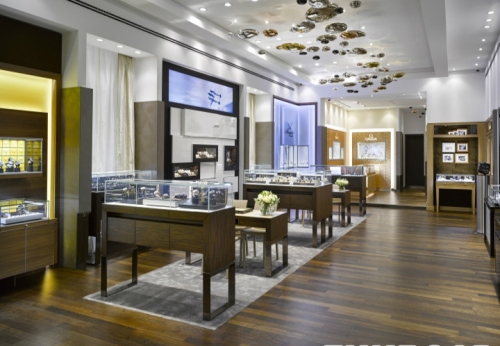 middle end wooden watch display showcase for luxury watch shop design