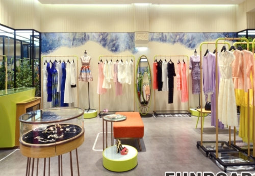 High Quality New Clothing Display Showcase for Store Decor