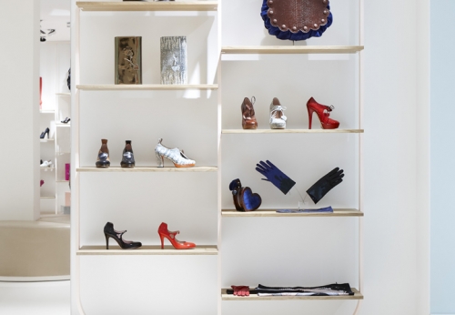 Wooden Shoes Display Rack for New Open Store Interior Design