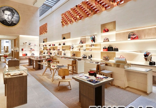 High-end Display Kiosk for Woman’s Handbag Store Interior Design