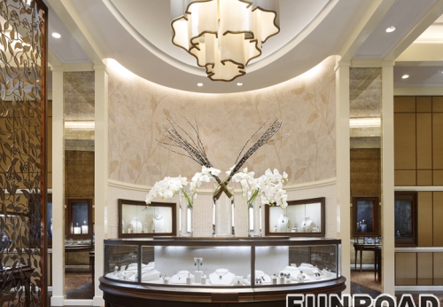 Best Design for Brand Jewelry Store with Wooden Display Showcase