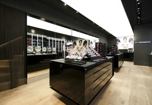 High end cosmetic shop display shop decoration design