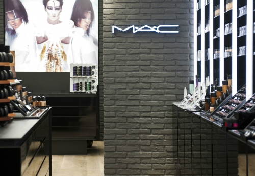 Wooden Cosmetic Showcase Counter for Makeup Shop Decor