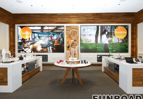 cell phone accessories Showcase mobile phone display And Mobile Watch Phones