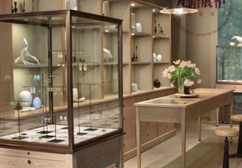 ​Wooden Jewelry Display Showcase for Store Decor