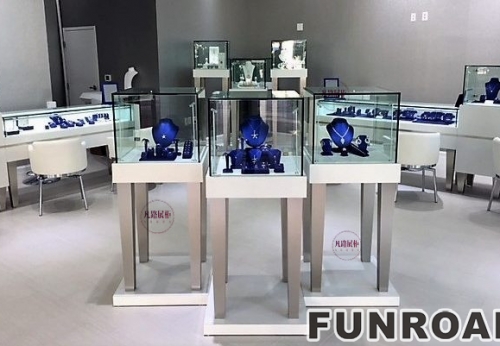 Customized High Quality Jewelry Display Showcase 