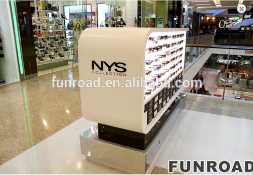 Customized Wooden Optical Display Counter for Brand Sunglasses Store Decor