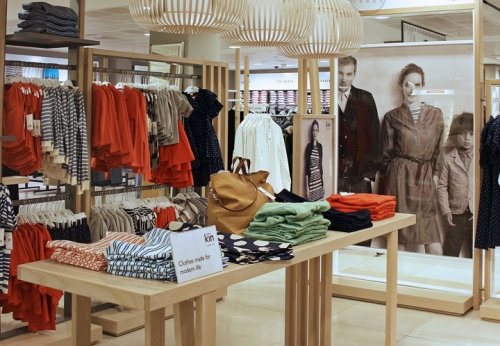 Luxury Customized Clothing Display Showcase for Shop Decoration