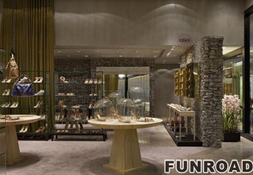 Case Study of Show Counter in High-end Shoe Store