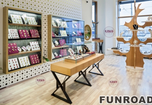 Modern Wooden Jewelry Showcase for Souvenir Shop