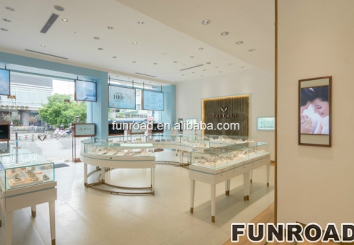 White Luxury retail jewellery display cabinets