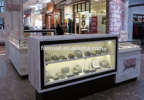 Customized Wooden Jewelry Showcase Kiosk for Shopping Mall Decoration