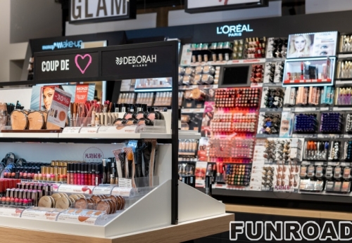 FRCS-195091 Case Study of Showcase in Daily Life Cosmetics Shop