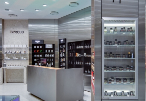 Customized Cosmetic Showcase for Brand Beauty Shop Decor