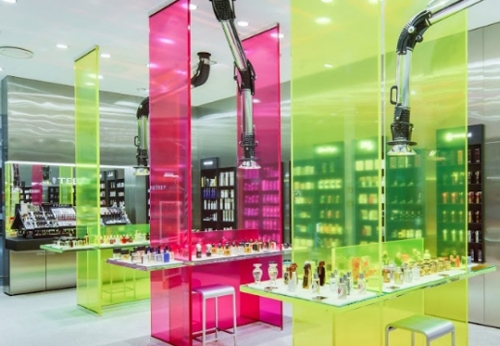 Customized Cosmetic Showcase for Brand Beauty Shop Decor