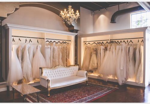 Luxury Custom Display Cabinet for Wedding Dress Shop Decor