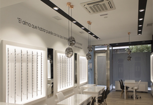 Bespoke Optical Reveal Ark for Eyewear Store Interior Design