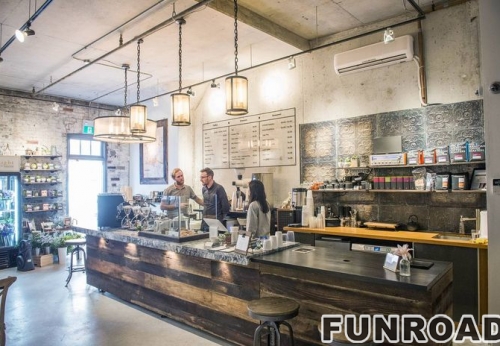High Quality Indoor Green Coffee Bubble Tea Beverage Bar Counter Fresh Juice Bar Kiosk Design for Shopping Malls Varnish Surface