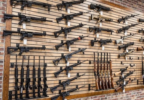 Retail Store Floor Standing Display Stand Metal Pegboard Tools Accessories Exhibition Racks for Guns Showcases for Tools