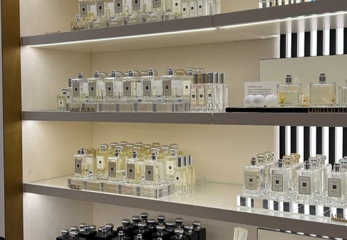 High-End Luxury Makeup Beauty Shop Display Cabinet Furniture Iron Perfume Display Shelves LED Light Retail Store Shopping Mall