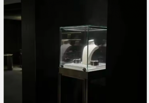 High End Brand Shop Fittings Light Strip Design Wood Glass Semicircle Luxury Led Display Jewelry showcase Cabinet