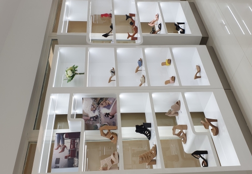 Shoe Store Interior Design High Heels Display Rack Shoe Store Display Shelf Back Cabinet Customization