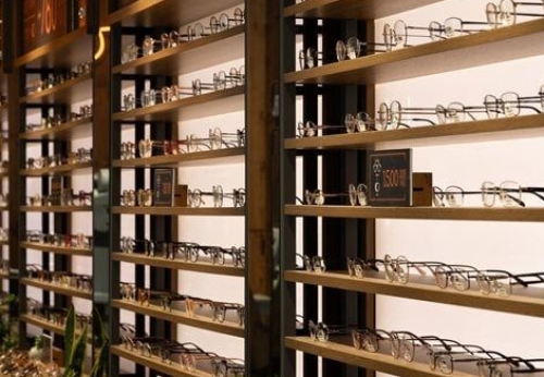 Optical Wall Mounted Sunglasses Display Table with LED Lighting for Optical Shop Eyewear Display Cabinets